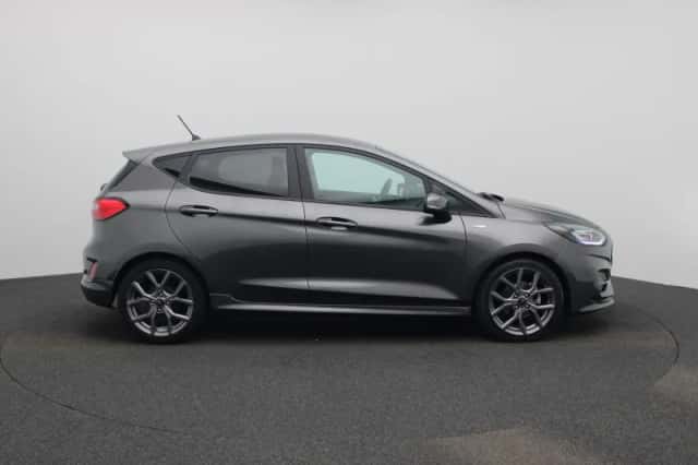 Ford Fiesta (2023) thumbnail 6