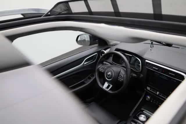 MG ZS EV (2020) thumbnail 34