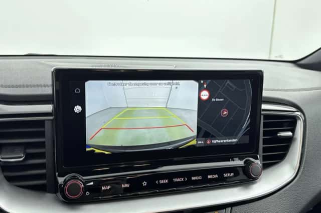 Kia Proceed (2021) thumbnail 11