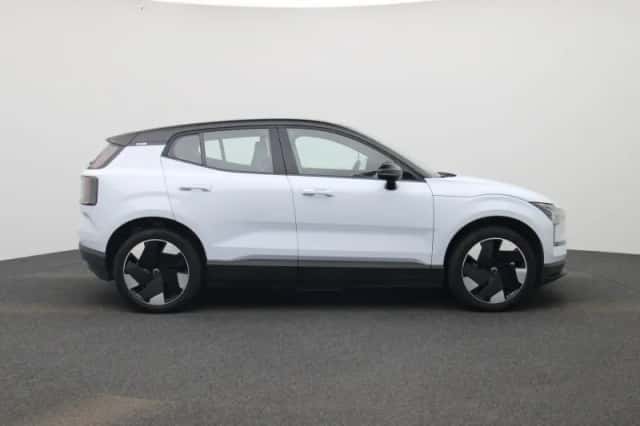 Volvo EX30 (2024) thumbnail 6