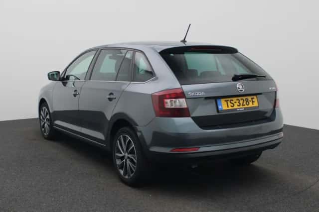 Škoda Rapid (2018) thumbnail 2