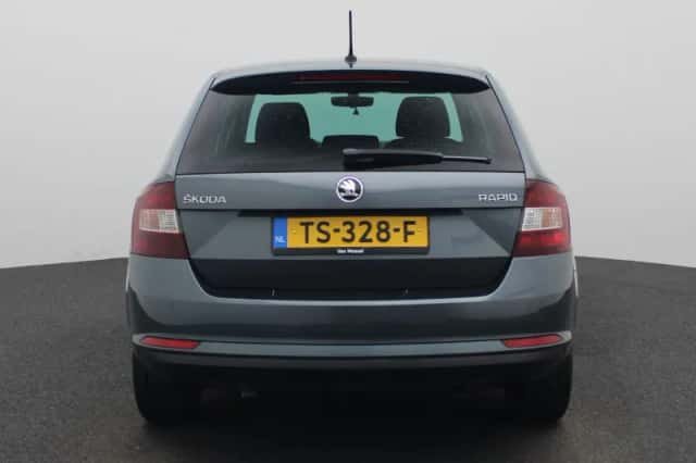 Škoda Rapid (2018) thumbnail 5