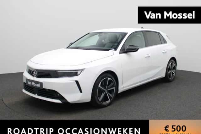 Opel Astra (2022) thumbnail 1