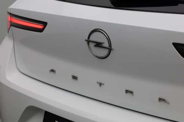 Opel Astra (2022) thumbnail 32