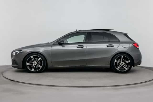 Mercedes-Benz A-Klasse (2018) thumbnail 2