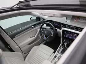 Volkswagen Passat (2020) thumbnail 41