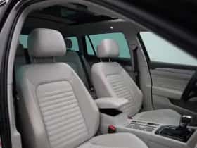 Volkswagen Passat thumbnail 42