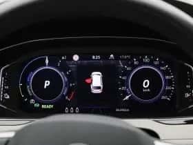 Volkswagen Passat thumbnail 8