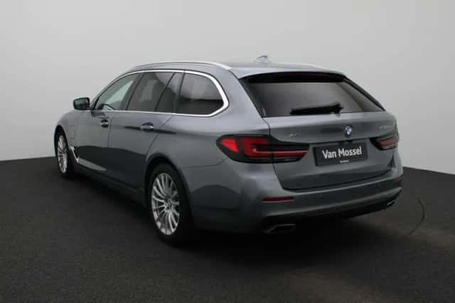 BMW 5-Serie (2021) thumbnail 2