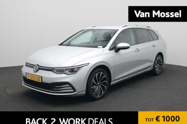 Volkswagen Golf (2022) thumbnail 1