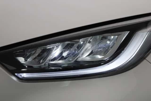 Toyota Yaris (2022) thumbnail 13