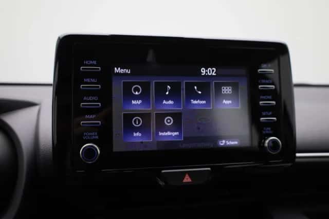 Toyota Yaris (2022) thumbnail 17