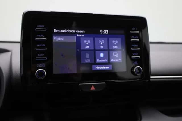 Toyota Yaris (2022) thumbnail 21
