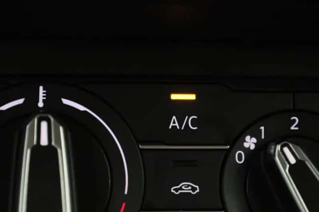 Volkswagen Polo (2023) thumbnail 19