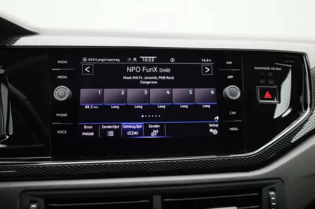 Volkswagen Polo (2023) thumbnail 20