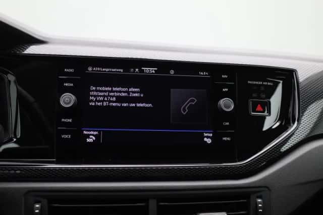 Volkswagen Polo (2023) thumbnail 24