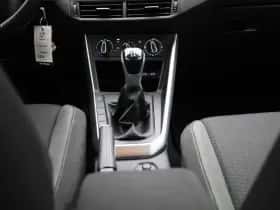 Volkswagen Polo (2023) thumbnail 10
