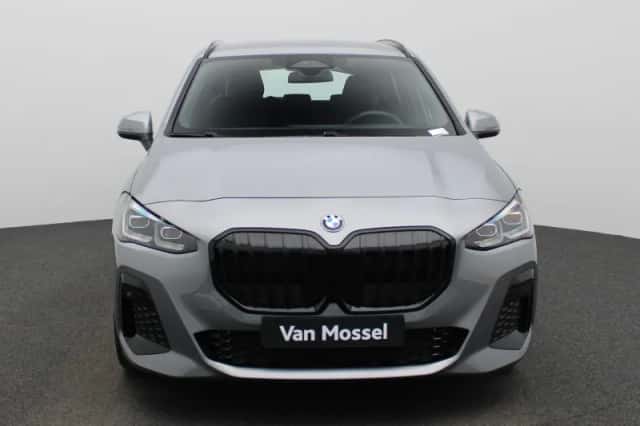 BMW 2-Serie (2023) thumbnail 3