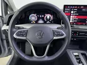Volkswagen Golf thumbnail 13