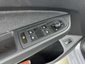 Volkswagen Golf thumbnail 15