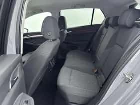 Volkswagen Golf thumbnail 22