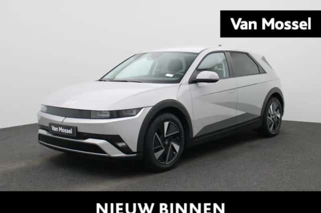 Hyundai Ioniq 5 (2025) thumbnail 1