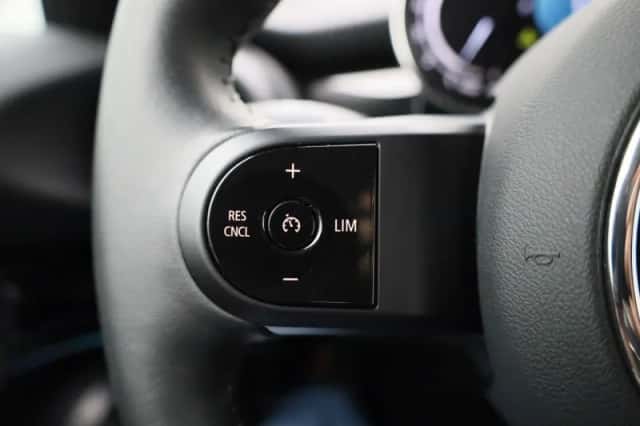 MINI Countryman (2023) thumbnail 17