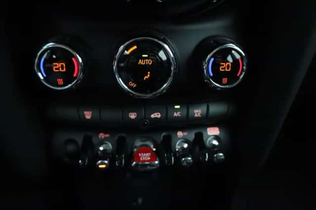 MINI Countryman (2023) thumbnail 18