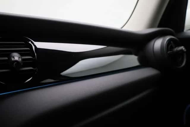 MINI Countryman (2023) thumbnail 23
