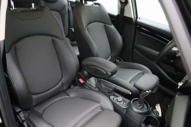 MINI Countryman (2023) thumbnail 33