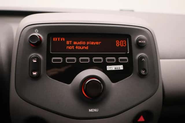 Peugeot 108 (2021) thumbnail 16
