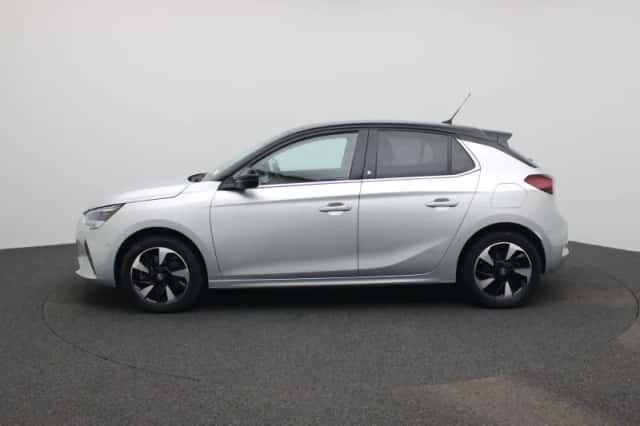 Opel Corsa-e (2023) thumbnail 4