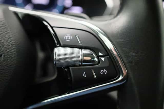 Škoda Octavia (2021) thumbnail 11
