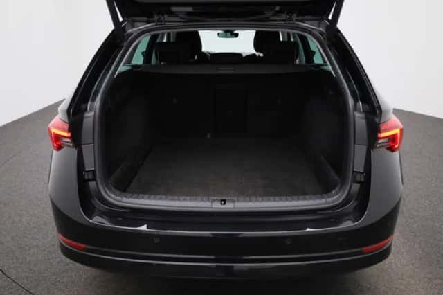 Škoda Octavia (2021) thumbnail 24
