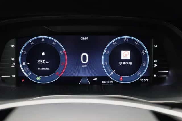 Škoda Octavia (2021) thumbnail 8