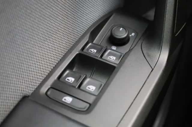 SEAT Leon (2021) thumbnail 28