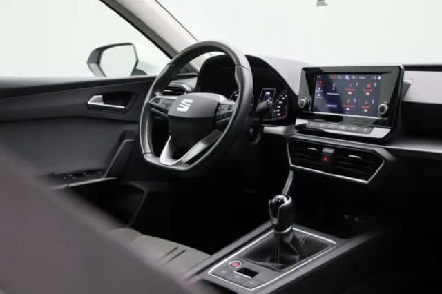 SEAT Leon (2021) thumbnail 32