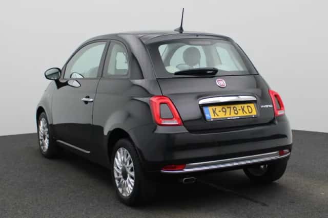 Fiat 500 (2021) thumbnail 2