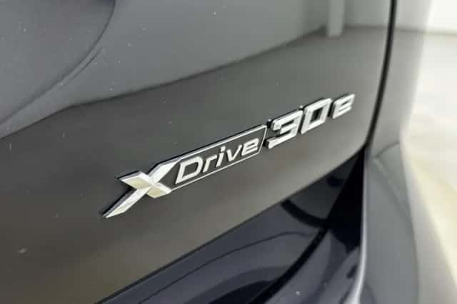 BMW X3 (2023) thumbnail 14