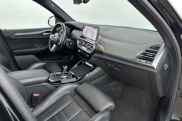 BMW X3 (2023) thumbnail 32
