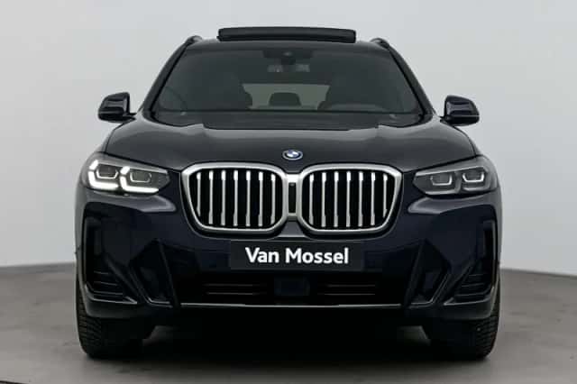 BMW X3 (2023) thumbnail 5