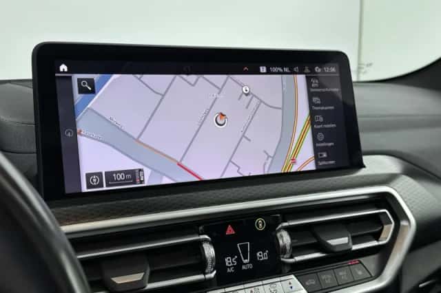 BMW X3 (2023) thumbnail 7