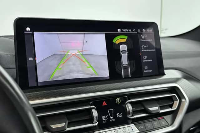 BMW X3 (2023) thumbnail 10