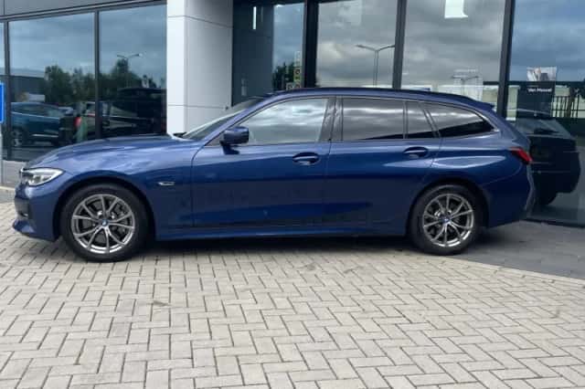 BMW 3-Serie (2022) thumbnail 2