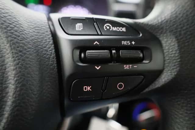 Kia Picanto (2022) thumbnail 15