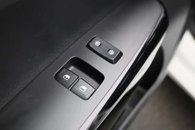 Kia Picanto (2022) thumbnail 22
