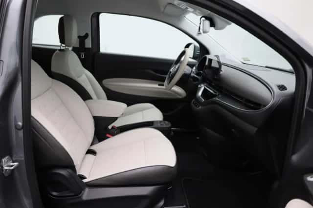 Fiat 500 (2023) thumbnail 34