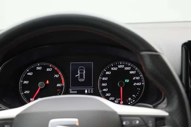 SEAT Ibiza (2022) thumbnail 8