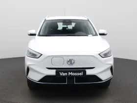 MG ZS thumbnail 3