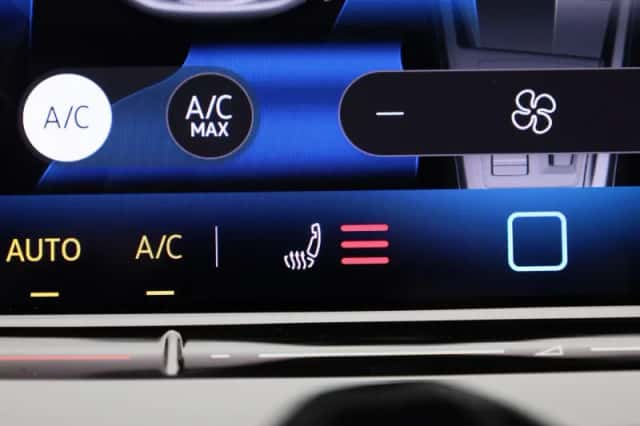 Volkswagen Golf (2025) thumbnail 18